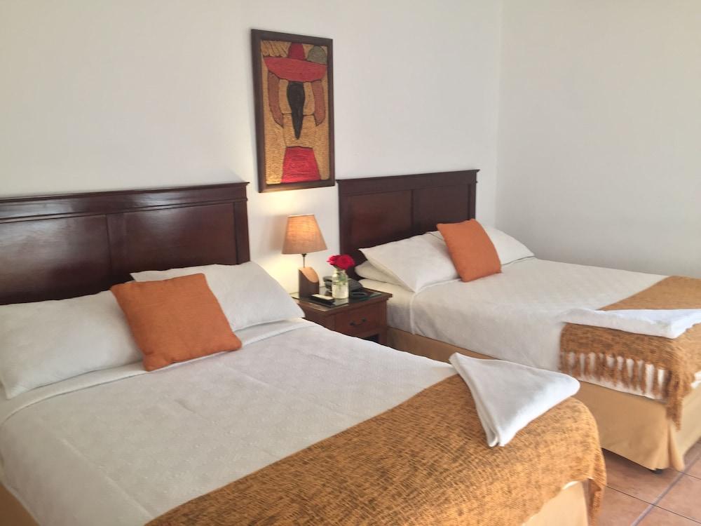 Hotel La Posada Del Angel San Salvador Ngoại thất bức ảnh