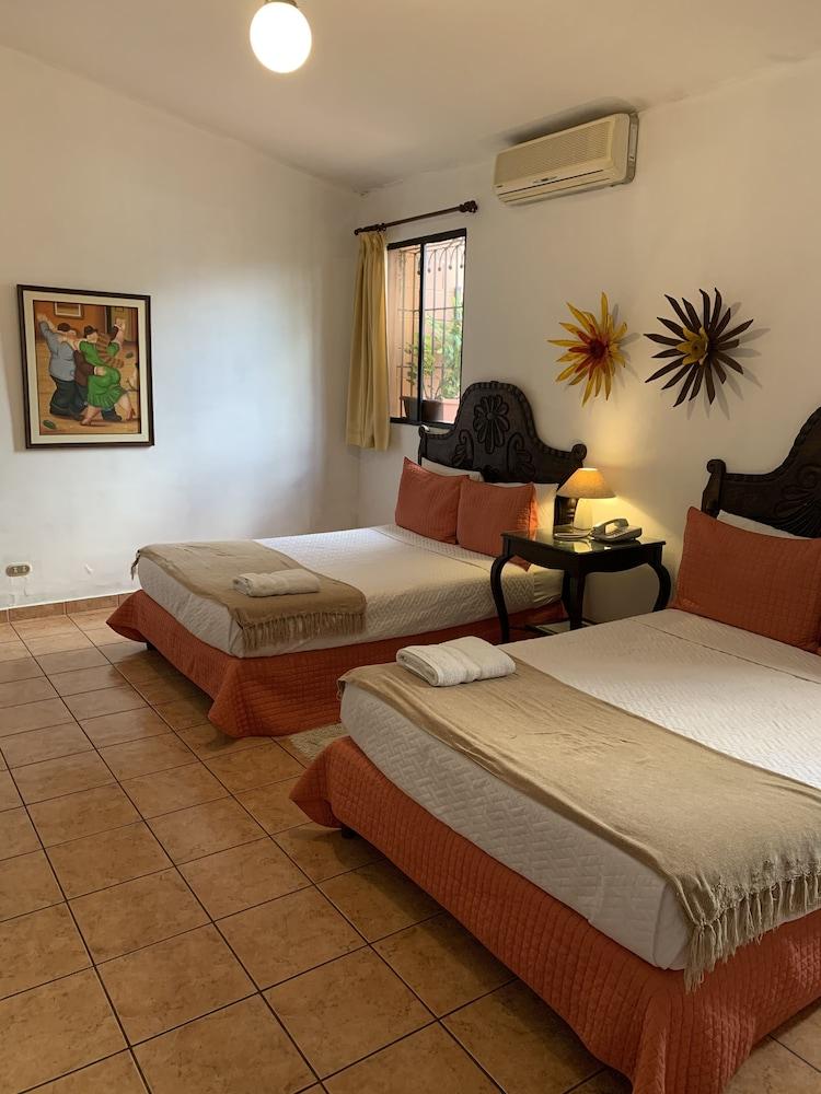 Hotel La Posada Del Angel San Salvador Ngoại thất bức ảnh
